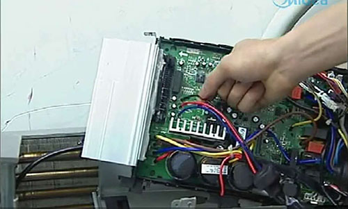 肥东美的空调电话是多少